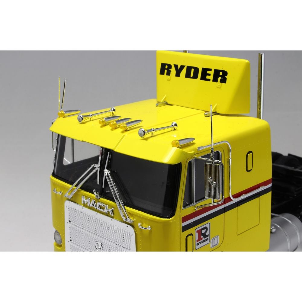 メーカー :: AMT :: AMT 1/25 マック クルーズライナー セミトレーラー  