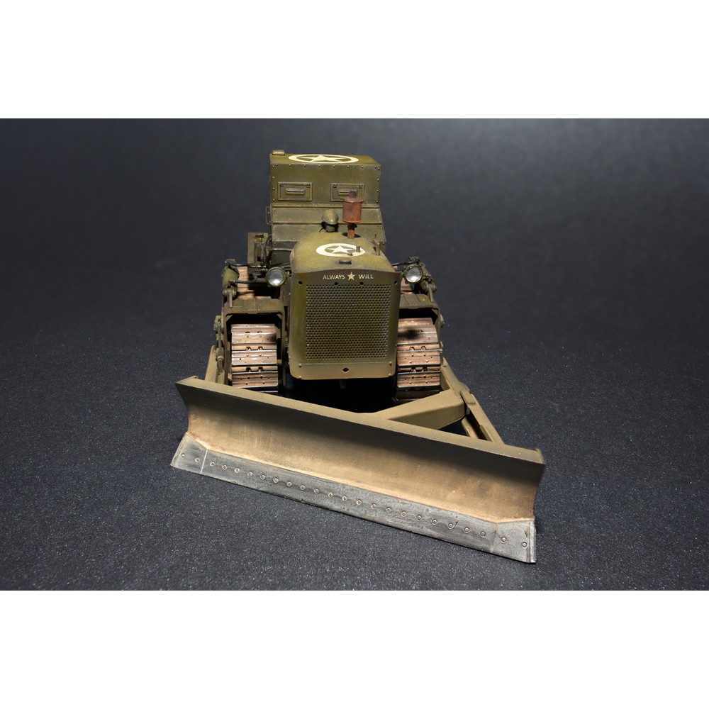 ミニアート 1/35 アメリカ軍装甲ブルドーザー プラモデル Amazon.com: MiniArt Models U.S. Armoured Bulldozer Model Kit